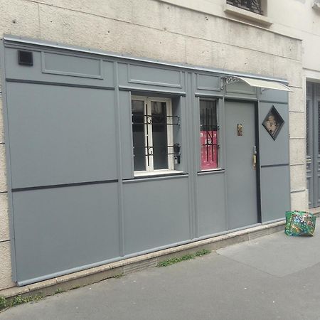 Guesthouse Familial Pour 1,2,3,4 Personnes De 42M2-Accessible Handic -Rez De Chaussee-Vues Sur Rue Et Patio Prive - Sejour,Chambre Separee,Cuisine,Salle De Bain,Lit Double Et Canape-Lit 2Pers-Entree De La Rue Berzelius-5 Minutes Du Metro Brochant-Lig Париж Экстерьер фото