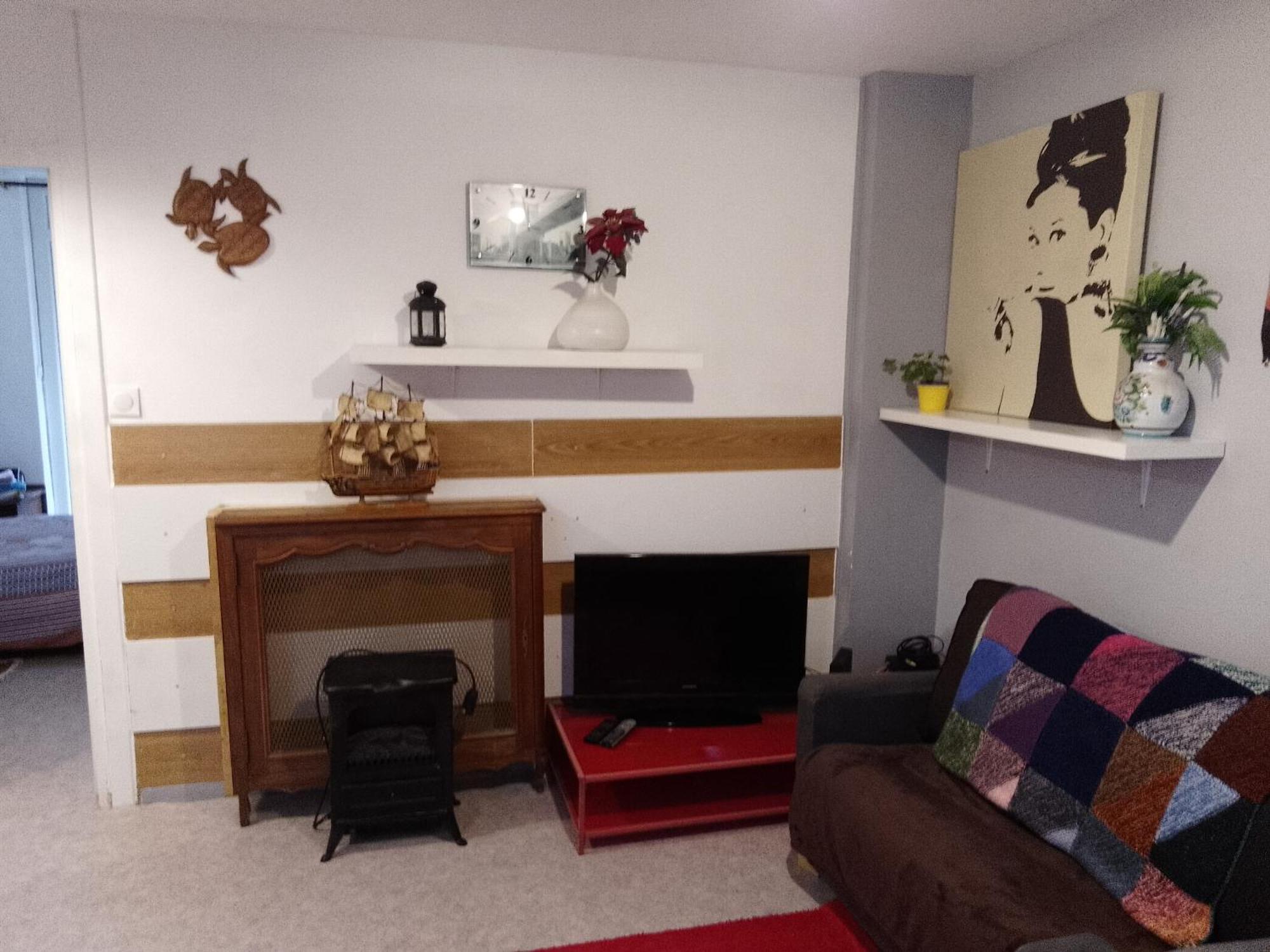 Guesthouse Familial Pour 1,2,3,4 Personnes De 42M2-Accessible Handic -Rez De Chaussee-Vues Sur Rue Et Patio Prive - Sejour,Chambre Separee,Cuisine,Salle De Bain,Lit Double Et Canape-Lit 2Pers-Entree De La Rue Berzelius-5 Minutes Du Metro Brochant-Lig Париж Экстерьер фото